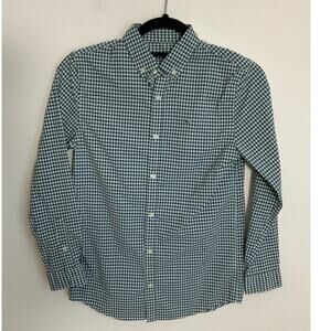 Vineyard Vines Performance Button down size medium‎ 12/14